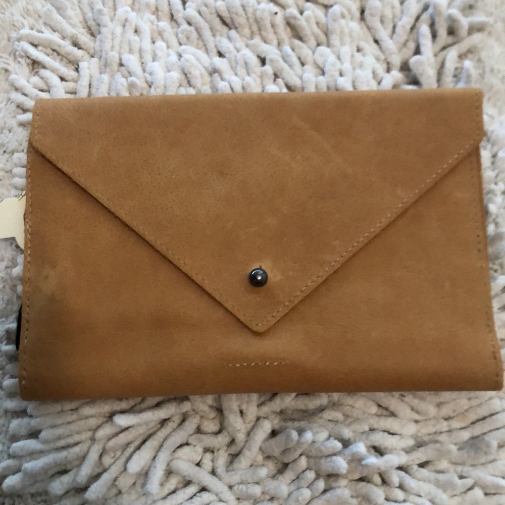 Hearth and Hand leather wallet